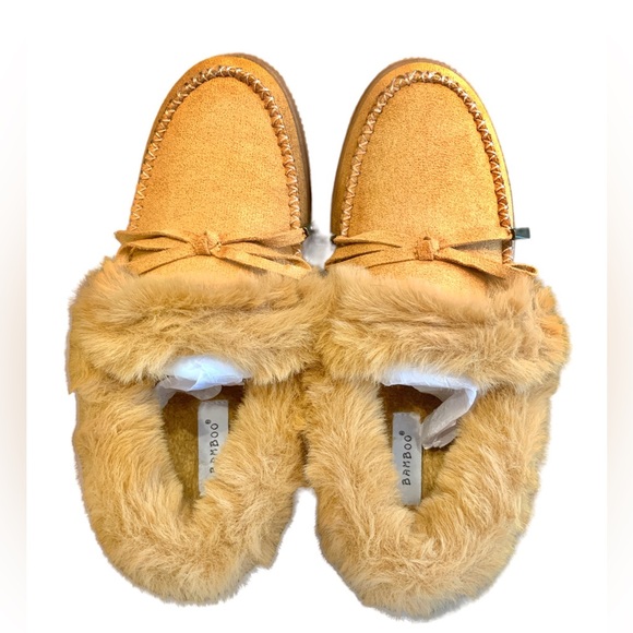 SOLD - Picture 4 of 6